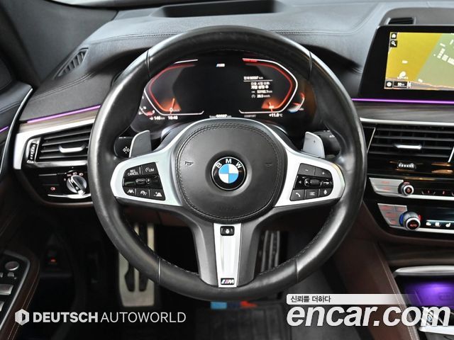 BMW Gran Turismo 2020 — photo 13