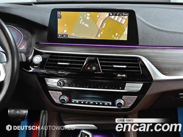 BMW Gran Turismo 2020 — photo 14