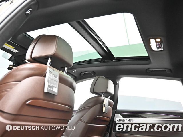 BMW Gran Turismo 2020 — photo 18