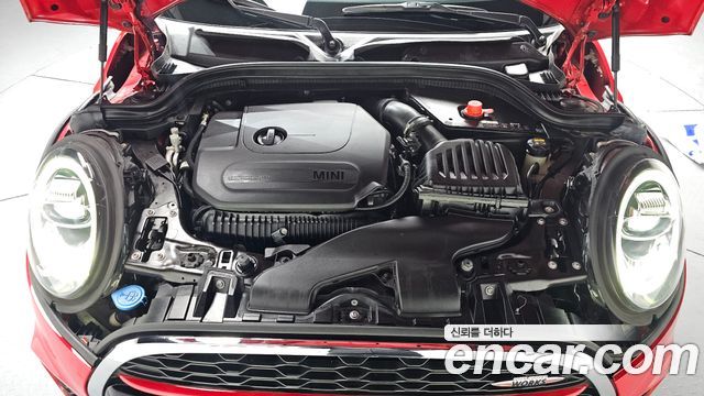 Mini Cooper Convertible 2020 — photo 6