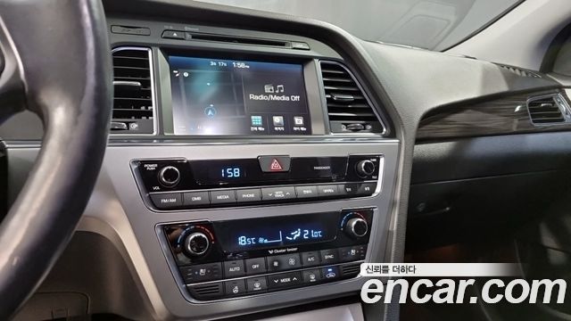 Hyundai Sonata 2015 — photo 12