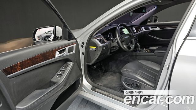 Hyundai Genesis 2014 — photo 11