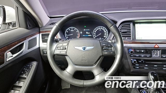Hyundai Genesis 2014 — photo 13