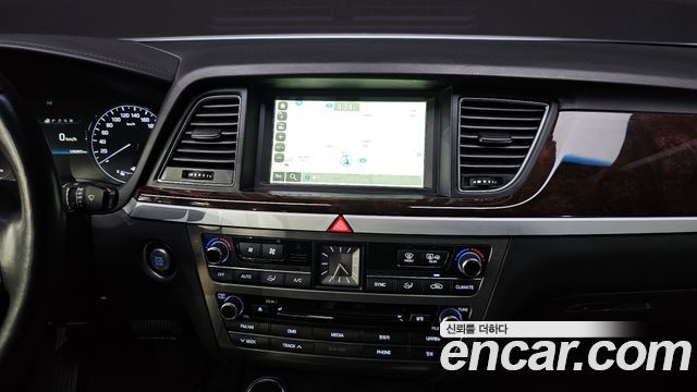 Hyundai Genesis 2014 — photo 15