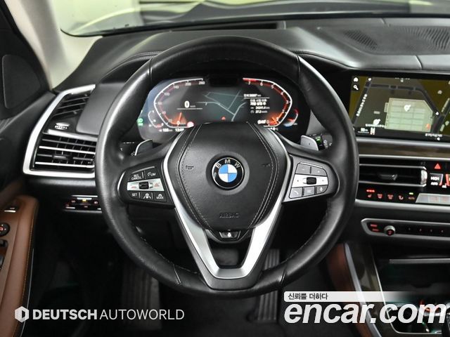 BMW X5 2022 — photo 13
