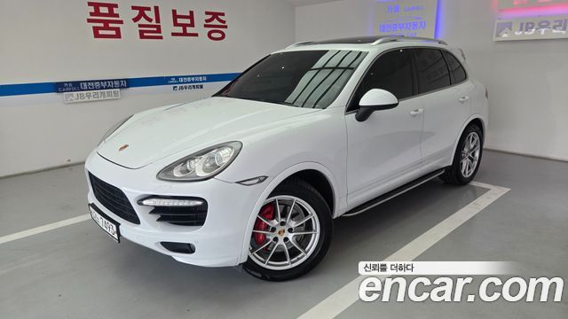 Porsche Cayenne 2014 — photo 2