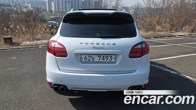 Porsche Cayenne 2014 — photo 5