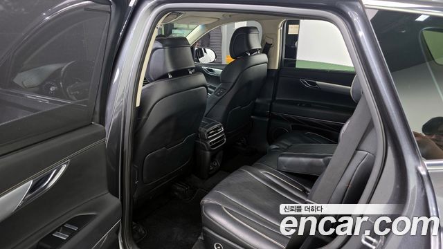 Genesis GV80 2020 — photo 11