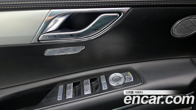 Genesis GV80 2020 — photo 14