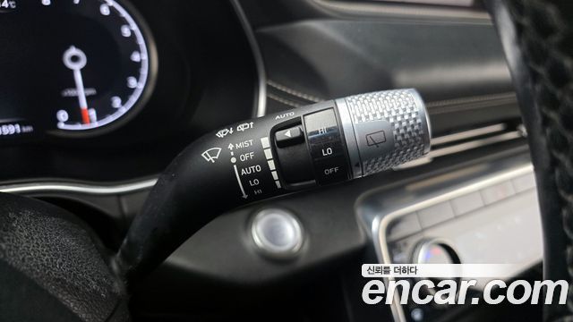 Genesis GV80 2020 — photo 16