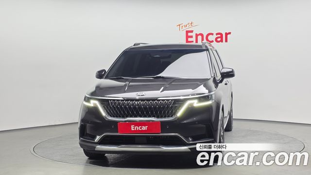 Kia Canival 2021 — photo 3