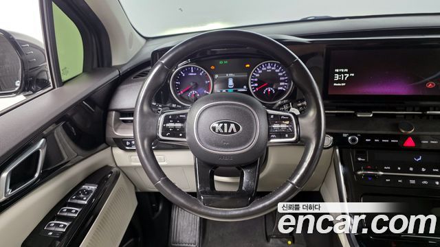 Kia Canival 2021 — photo 13