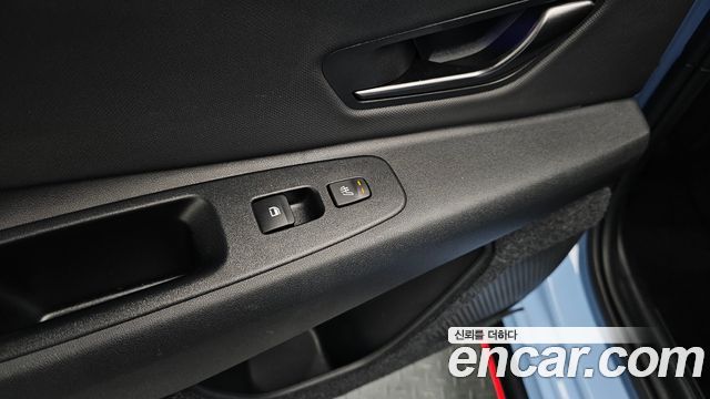 Hyundai AVANTE 2022 — photo 18