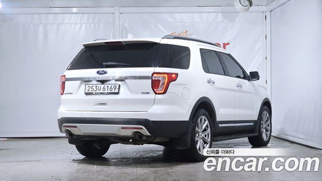 Ford Explorer 2016 — photo 2