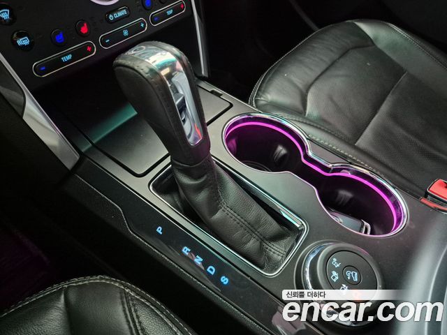 Ford Explorer 2016 — photo 6