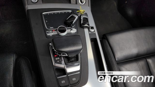 Audi Q5 2020 — photo 9