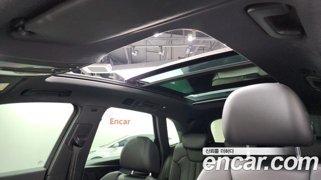 Audi Q5 2020 — photo 19