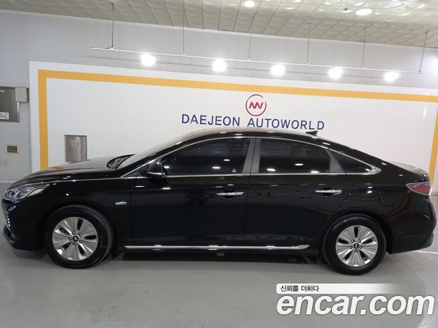 Hyundai Sonata 2018 — photo 3