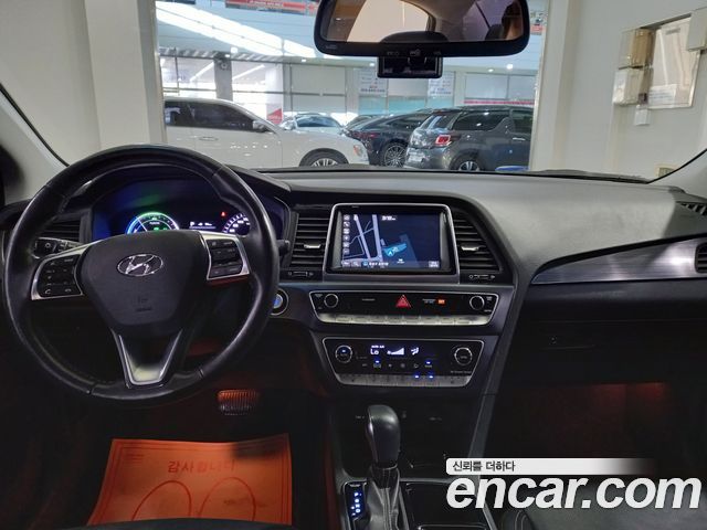 Hyundai Sonata 2018 — photo 9