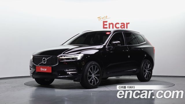 Volvo XC60 2021 — photo 1