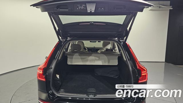 Volvo XC60 2021 — photo 20
