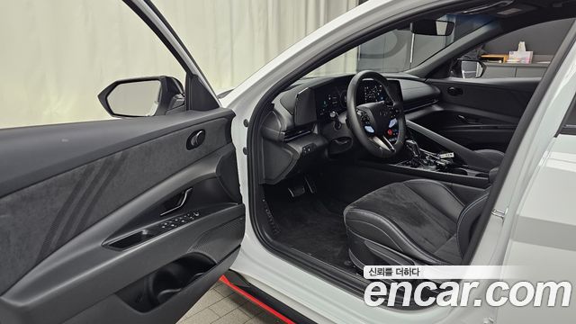 Hyundai AVANTE 2025 — photo 10