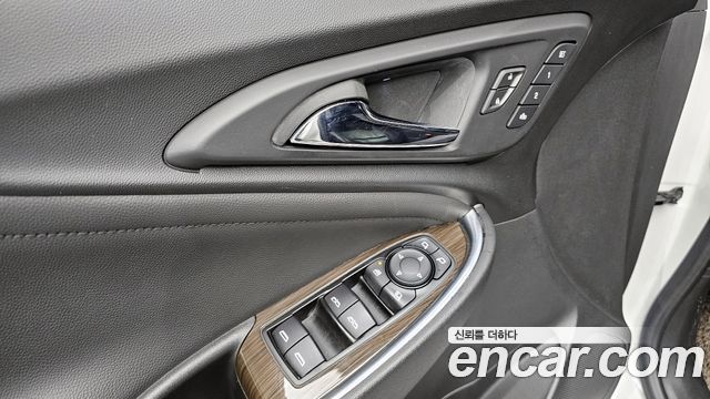Chevrolet Korea Malibu 2017 — photo 14