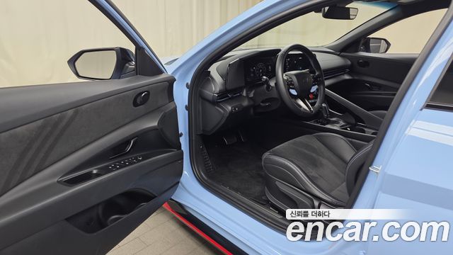 Hyundai AVANTE 2025 — photo 10