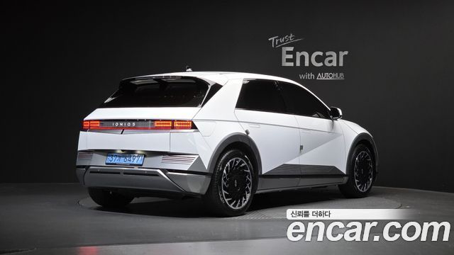 Hyundai Ioniq5 2022 — photo 2