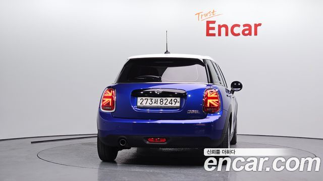 Mini Cooper 2019 — photo 4
