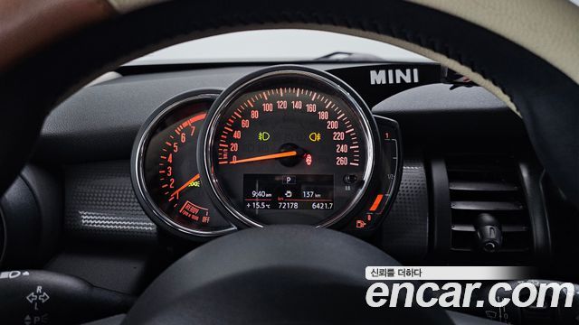 Mini Cooper 2019 — photo 8
