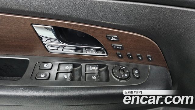 KG Mobility Rexton 2013 — photo 16