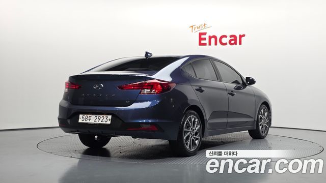 Hyundai AVANTE 2019 — photo 2