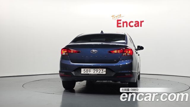 Hyundai AVANTE 2019 — photo 4