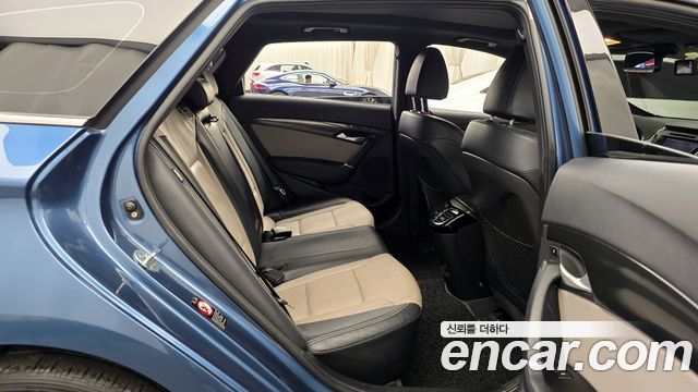 Hyundai i40 2016 — photo 12
