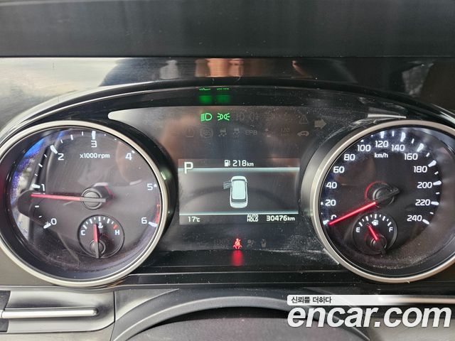 Kia Canival 2022 — photo 8
