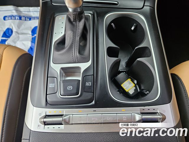 Kia Canival 2022 — photo 9