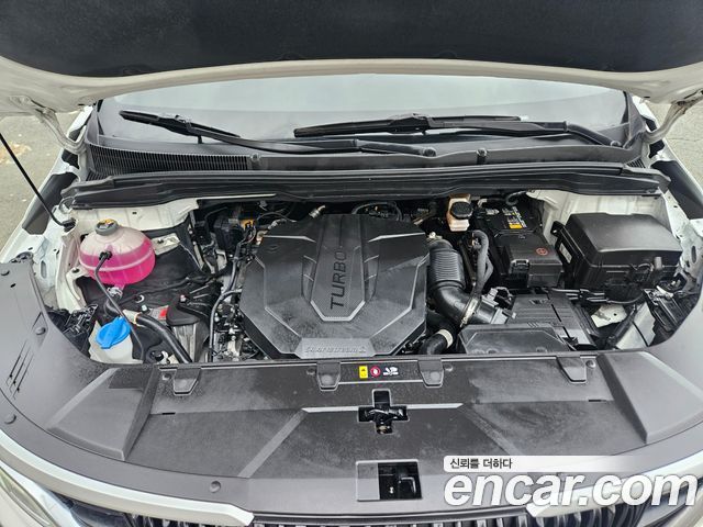 Kia Canival 2022 — photo 11