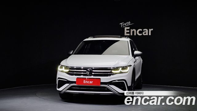 Volkswagen Tiguan 2023 — photo 3