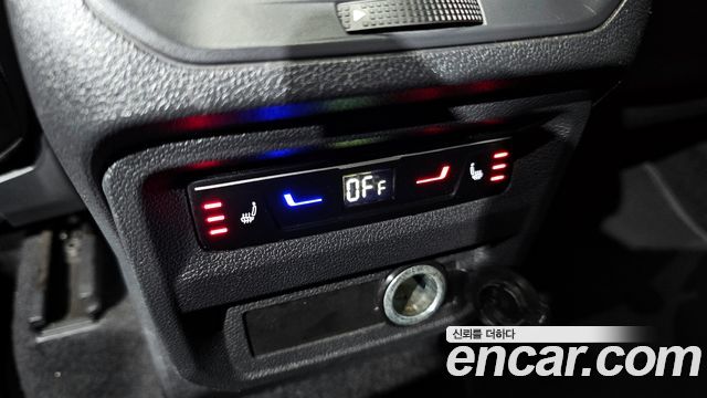 Volkswagen Tiguan 2023 — photo 17