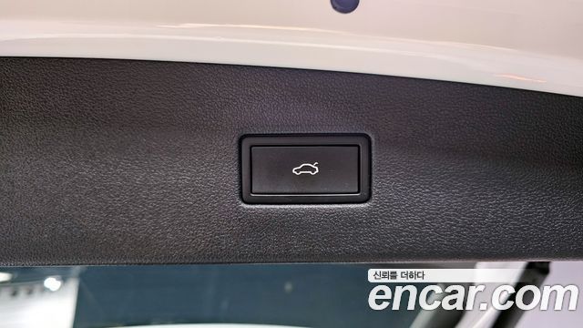 Volkswagen Tiguan 2023 — photo 20