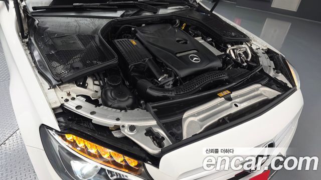 Mercedes-Benz C-Class 2018 — photo 6
