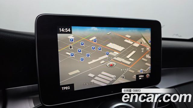 Mercedes-Benz C-Class 2018 — photo 15