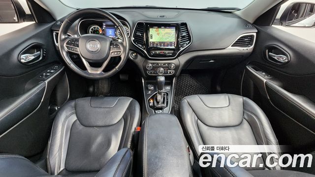 Jeep Cherokee 2021 — photo 7