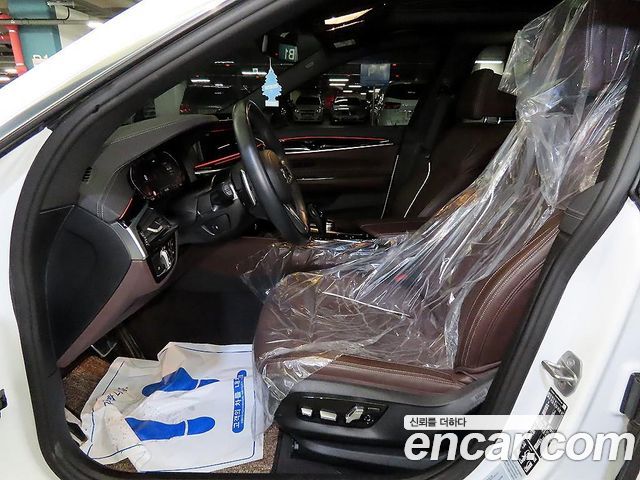 BMW Gran Turismo 2022 — photo 6