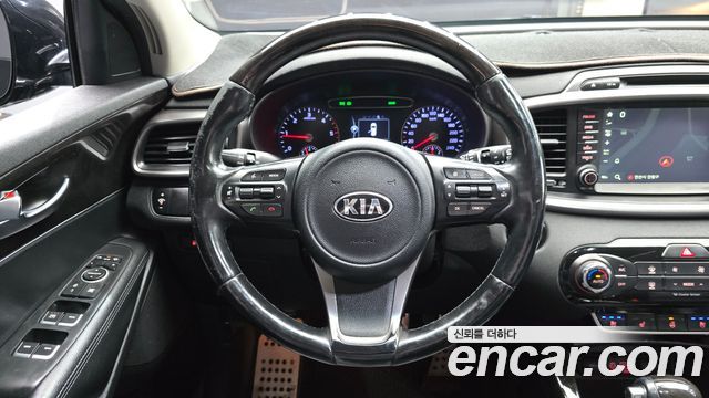 Kia Sorento 2015 — photo 13