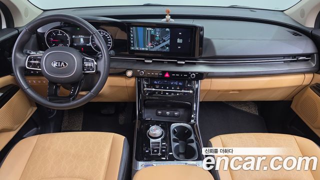 Kia Canival 2021 — photo 7