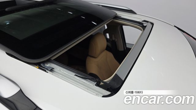 Kia Canival 2021 — photo 19