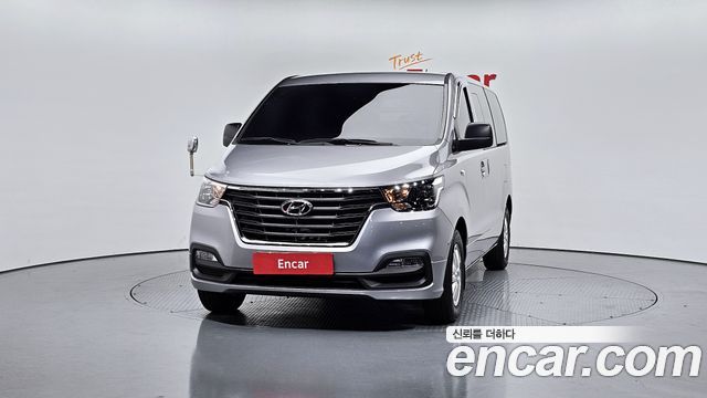 Hyundai Starex 2021 — photo 3