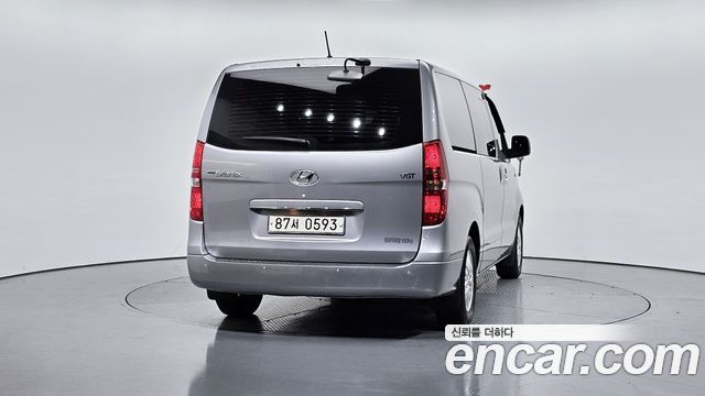 Hyundai Starex 2021 — photo 4